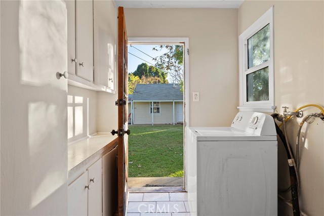 Detail Gallery Image 15 of 62 For 17806 Erwin St, Encino,  CA 91316 - 3 Beds | 2 Baths