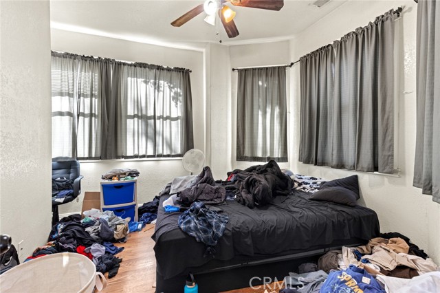 Detail Gallery Image 6 of 23 For 831 Rio Chico Way, Chico,  CA 95928 - 7 Beds | 2 Baths