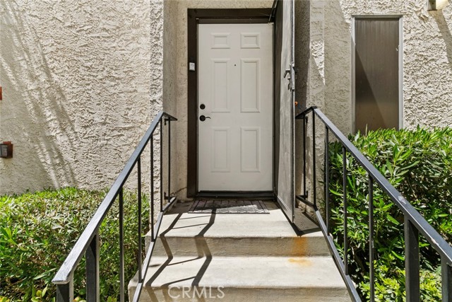8801 Cedros Avenue, Panorama City CA: https://media.crmls.org/medias/ea90b550-5dab-431c-8303-bb1d78332297.jpg