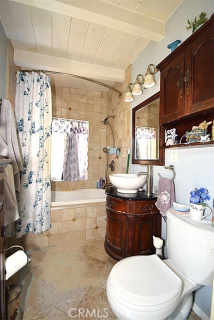 Detail Gallery Image 8 of 9 For 4615 Palm Ave, Yucca Valley,  CA 92284 - 1 Beds | 1 Baths