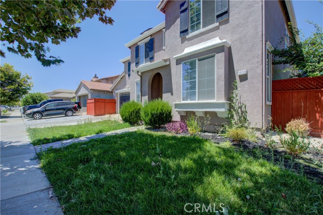 Detail Gallery Image 2 of 65 For 1439 Nubian St, Patterson,  CA 95363 - 5 Beds | 3/1 Baths