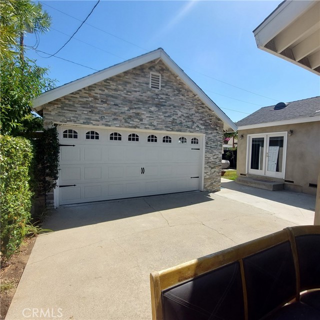 11022 Maple Street, Whittier CA: https://media.crmls.org/medias/ea916556-2bec-491e-8f87-3a204e4099d3.jpg