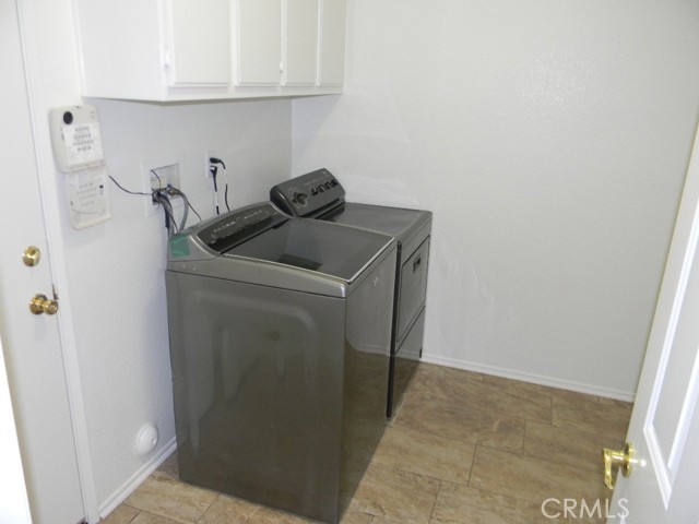 613 Big Spring Drive, Banning CA: https://media.crmls.org/medias/ea9174e2-85e0-46d6-b20e-cba11625b5bf.jpg