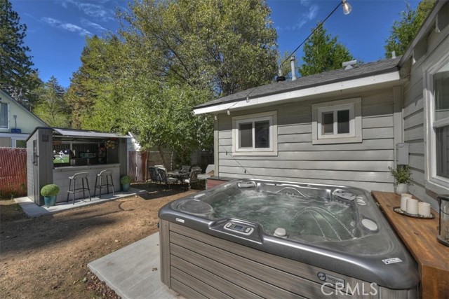 396 Log, Crestline, CA 92325