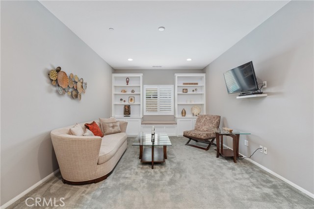 Detail Gallery Image 15 of 42 For 17909 Lapis, San Bernardino,  CA 92407 - 4 Beds | 2 Baths