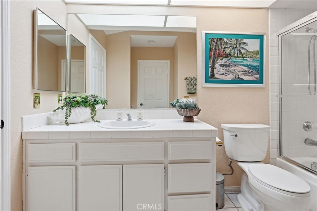 https://media.crmls.org/medias/ea922a54-4ba1-499d-aaef-0edc2a210afd.jpg?preset=X-Large