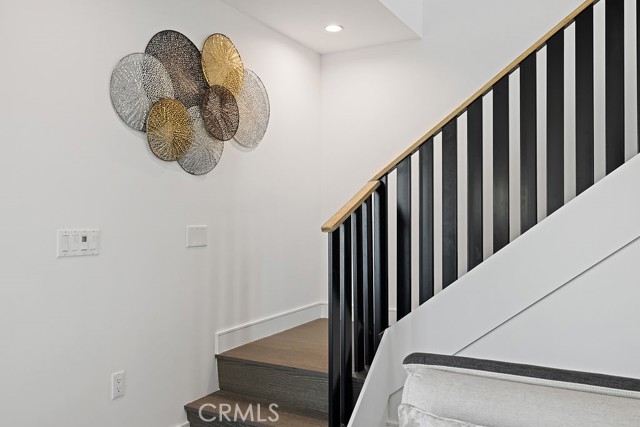 11245 Greenlawn Avenue, Culver City, California 90230, 5 Bedrooms Bedrooms, ,3 BathroomsBathrooms,Residential Lease,For Rent,11245 Greenlawn Avenue,CRSR25156538