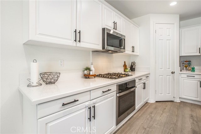 Detail Gallery Image 10 of 31 For 1528 Yucca Ct, Calimesa,  CA 92320 - 3 Beds | 2/1 Baths