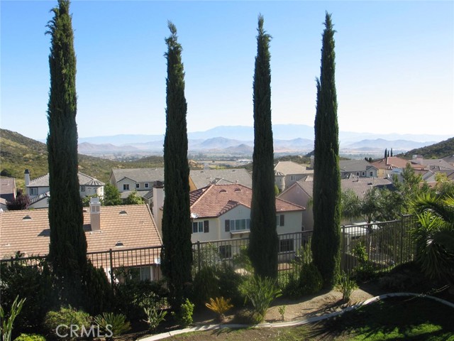 27720 Elderberry Street, Murrieta CA: https://media.crmls.org/medias/ea934f1e-8c31-480a-8f11-f97971ed6496.jpg