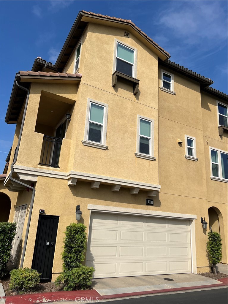 2418 S Fremont Avenue #10