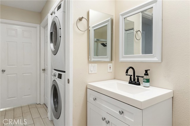 Detail Gallery Image 20 of 27 For 28871 Canyon Point, Lake Forest,  CA 92679 - 2 Beds | 2 Baths