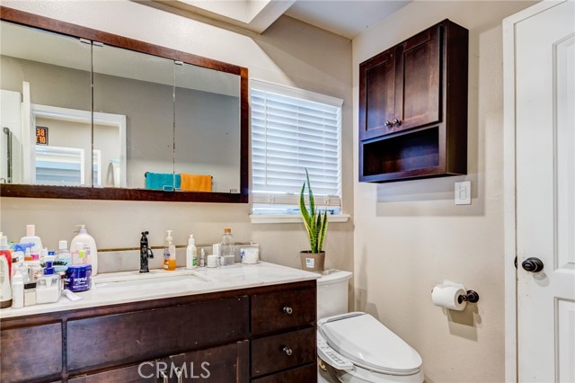 Detail Gallery Image 23 of 40 For 321 N Starfire, Anaheim,  CA 92807 - 4 Beds | 2 Baths