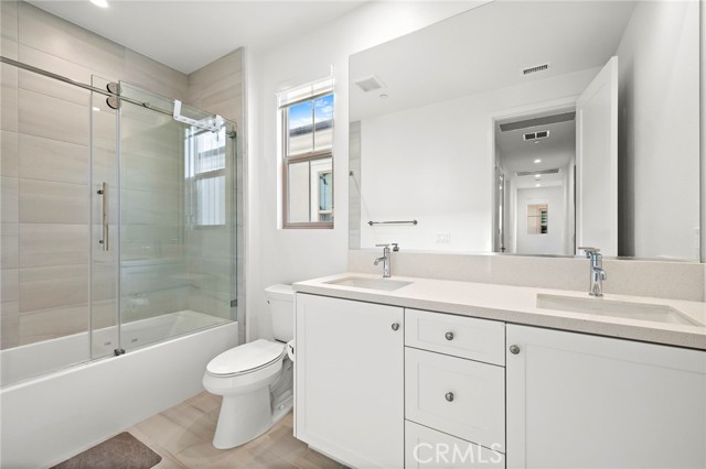 Detail Gallery Image 18 of 31 For 120 Eversedge, Irvine,  CA 92618 - 3 Beds | 2/1 Baths