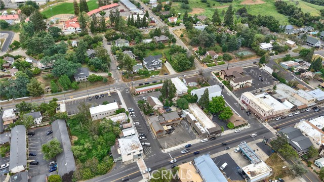 4986 7th Street, Mariposa CA: https://media.crmls.org/medias/ea94d714-95cd-489f-8704-5d5a83a9faba.jpg