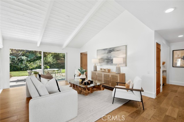 Detail Gallery Image 19 of 38 For 1218 Keel Dr, Corona Del Mar,  CA 92625 - 3 Beds | 2/1 Baths