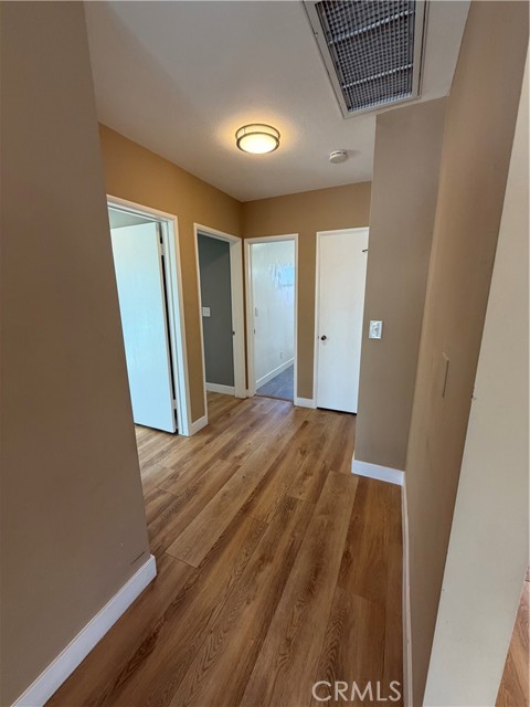 Image 12 of 42 For 11012 Marklein