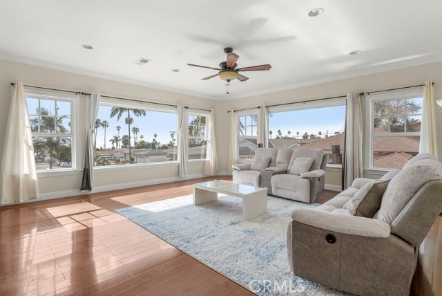 Detail Gallery Image 21 of 38 For 2500 Anabas Ave, San Pedro,  CA 90732 - 5 Beds | 5 Baths