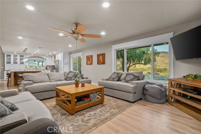 Image 6 of 51 For 8940 Running Gun