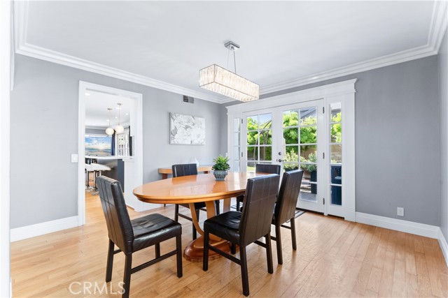 Detail Gallery Image 7 of 42 For 8871 Dorsett Dr, Huntington Beach,  CA 92646 - 4 Beds | 3 Baths