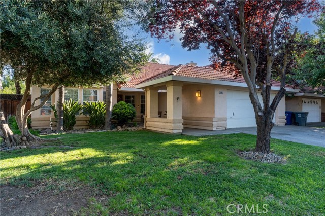 Detail Gallery Image 1 of 71 For 934 Neal St, Los Banos,  CA 93635 - 4 Beds | 2 Baths