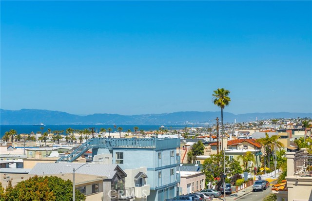 Detail Gallery Image 51 of 55 For 600 Monterey Bld #8,  Hermosa Beach,  CA 90254 - 2 Beds | 2 Baths