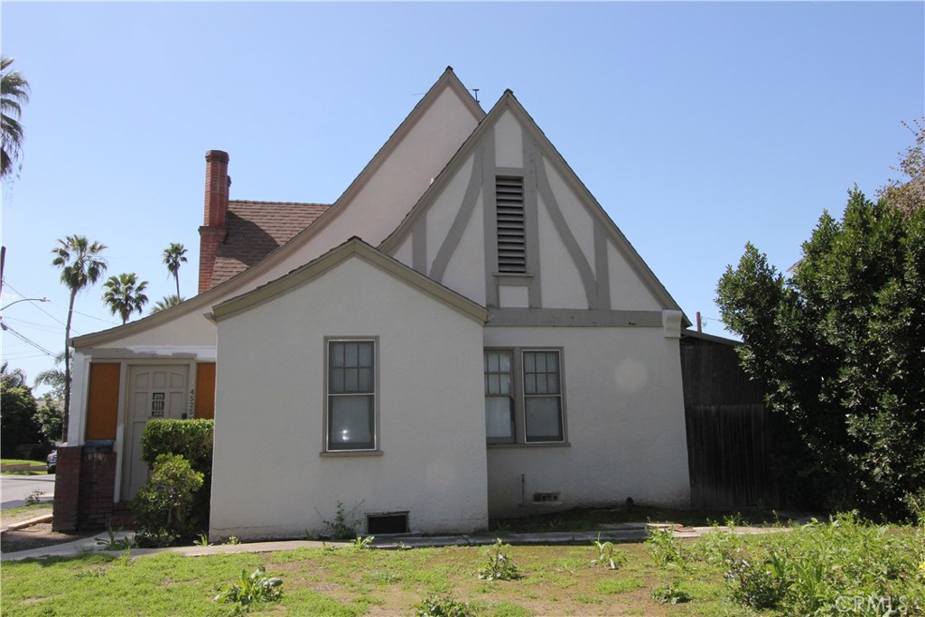 4525 Orange Street, Riverside, CA 92501