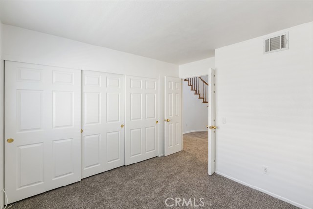 Detail Gallery Image 17 of 47 For 21965 Jeffers Ln, Saugus,  CA 91350 - 5 Beds | 3 Baths