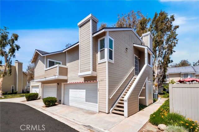 6211 Newhaven Court, Yorba Linda CA: https://media.crmls.org/medias/ea9bcb4c-1c62-4d72-b0cd-f78e451be85f.jpg