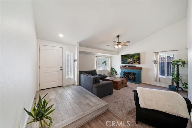 Detail Gallery Image 5 of 24 For 2544 Sunflower, San Bernardino,  CA 92407 - 3 Beds | 2 Baths