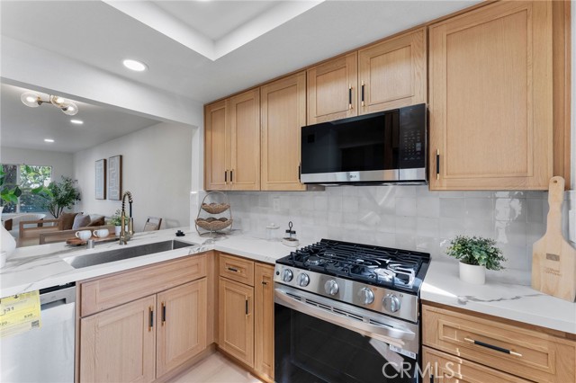 Detail Gallery Image 2 of 37 For 29 Celosia, Rancho Santa Margarita,  CA 92688 - 1 Beds | 1 Baths