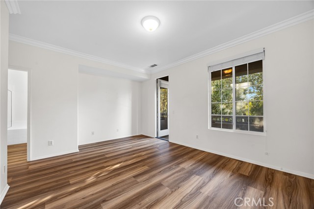 Detail Gallery Image 15 of 31 For 27626 Sunny Creek Dr, Valencia,  CA 91354 - 3 Beds | 2/1 Baths