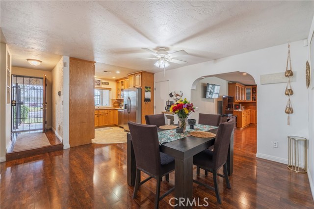 Detail Gallery Image 20 of 45 For 2219 S Elderberry Ave, Ontario,  CA 91762 - 4 Beds | 2 Baths