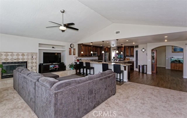 Detail Gallery Image 17 of 66 For 20403 Sundance Rd, Apple Valley,  CA 92308 - 3 Beds | 2/1 Baths