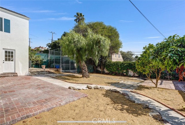 5452 harcross Drive, Windsor Hills CA: https://media.crmls.org/medias/ea9f11ab-51cf-42b1-9028-ec2c39bf297f.jpg