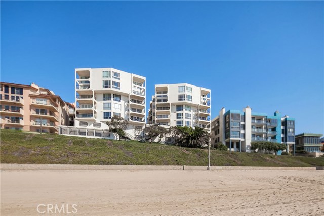 565 Esplanade, Redondo Beach, California 90277, 1 Bedroom Bedrooms, ,1 BathroomBathrooms,Residential,Sold,Esplanade,PV17218278