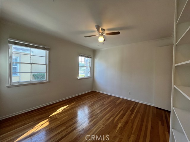 Detail Gallery Image 10 of 15 For 13627 Huston St, Sherman Oaks,  CA 91423 - 3 Beds | 2 Baths