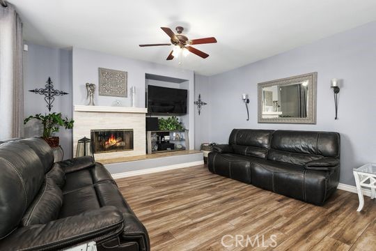 Detail Gallery Image 8 of 19 For 7571 Clementine, Corona,  CA 92880 - 5 Beds | 3 Baths