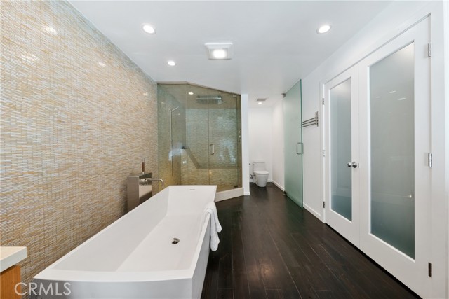 Image 40 of 68 For 9653 Oak Pass Rd