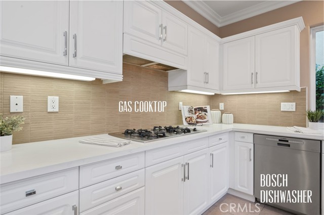 473 Periwinkle Street, Fullerton CA: https://media.crmls.org/medias/eaa142ce-014d-40dc-a654-8f0fc3a592a0.jpg