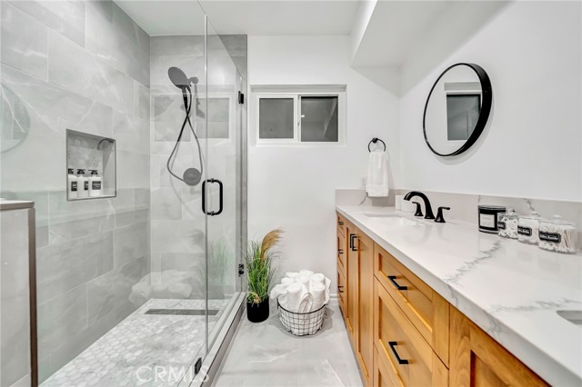 Detail Gallery Image 70 of 75 For 16127 Hartsook St, Encino,  CA 91436 - 4 Beds | 2/1 Baths