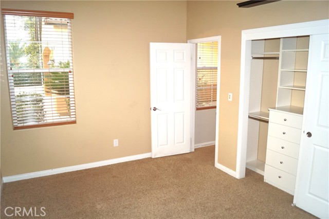 Detail Gallery Image 25 of 70 For 6607 Carracci Ln, Bakersfield,  CA 93306 - 3 Beds | 2 Baths