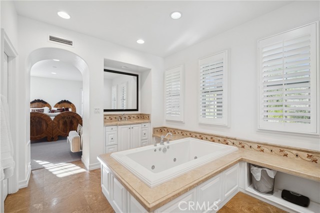Detail Gallery Image 17 of 25 For 14 Calle Mattis, San Clemente,  CA 92673 - 5 Beds | 5/1 Baths