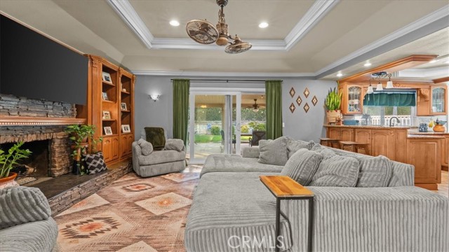 Detail Gallery Image 10 of 46 For 1931 Eloise Way, Upland,  CA 91784 - 4 Beds | 2 Baths