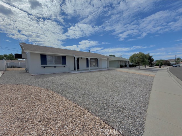 Detail Gallery Image 4 of 21 For 26671 Oakmont Dr, Menifee,  CA 92586 - 2 Beds | 1 Baths