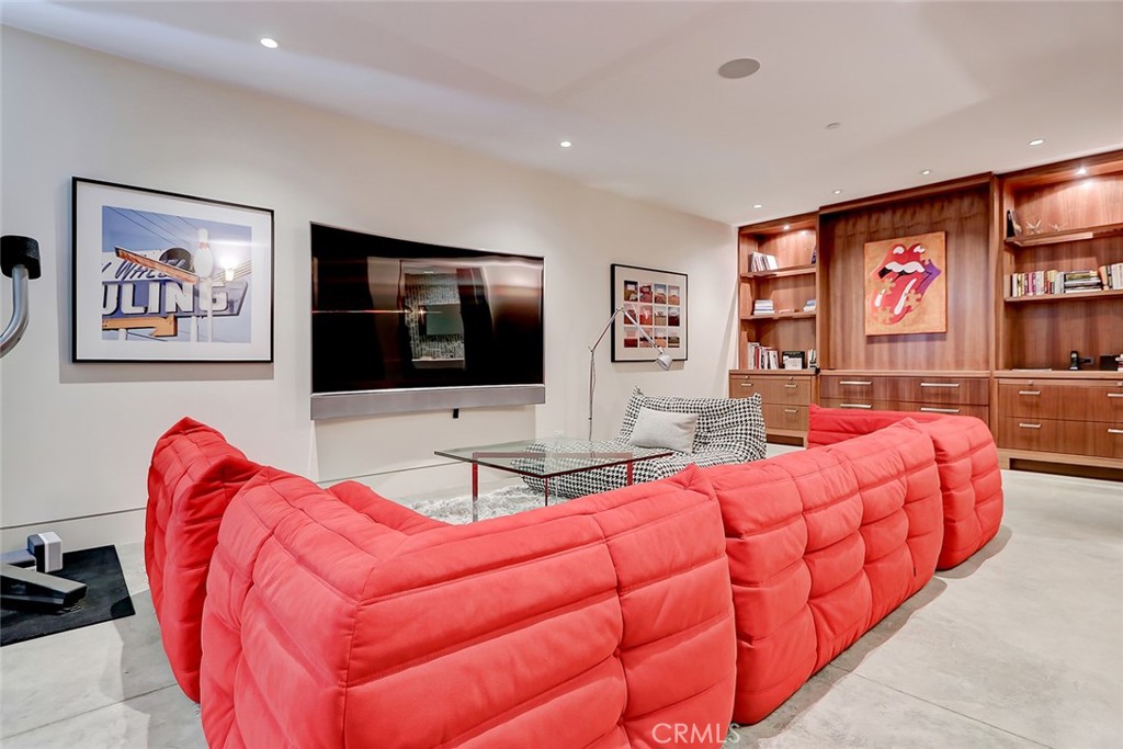 3208 Ocean Drive