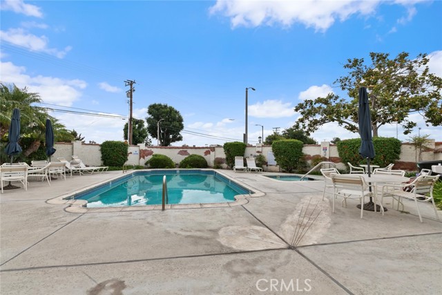 Detail Gallery Image 35 of 46 For 1102 San Juan St #B,  Tustin,  CA 92780 - 2 Beds | 2/1 Baths