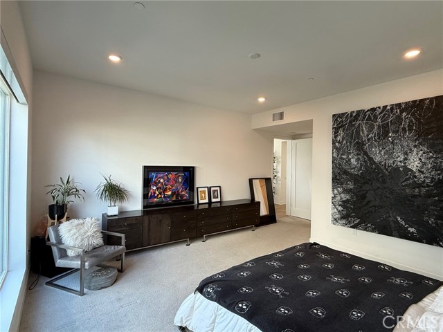 Detail Gallery Image 19 of 33 For 3414 Rivington, Irvine,  CA 92612 - 2 Beds | 2/1 Baths