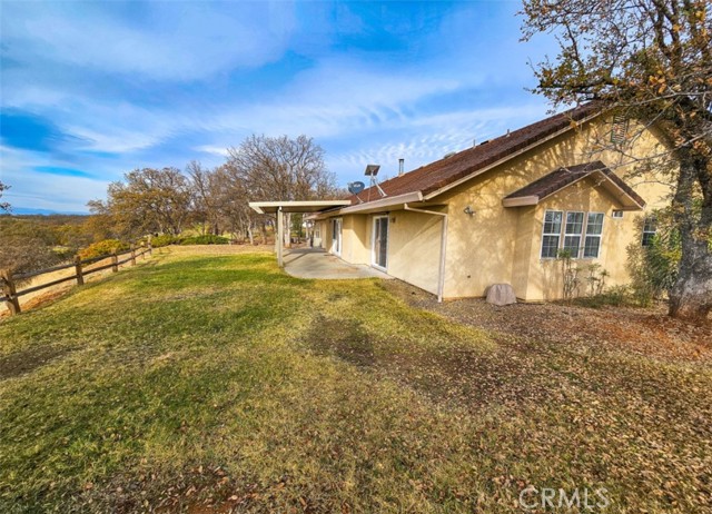19035 Bonita Road, Red Bluff CA: https://media.crmls.org/medias/eaa77bd7-8e30-457b-8a7e-99e8de653373.jpg