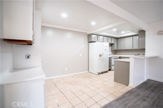 Detail Gallery Image 4 of 12 For 35 Carriage Way, Pomona,  CA 91766 - 2 Beds | 1 Baths