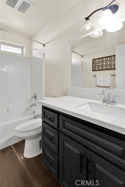 Detail Gallery Image 31 of 52 For 23661 Laurel, Apple Valley,  CA 92308 - 4 Beds | 3 Baths